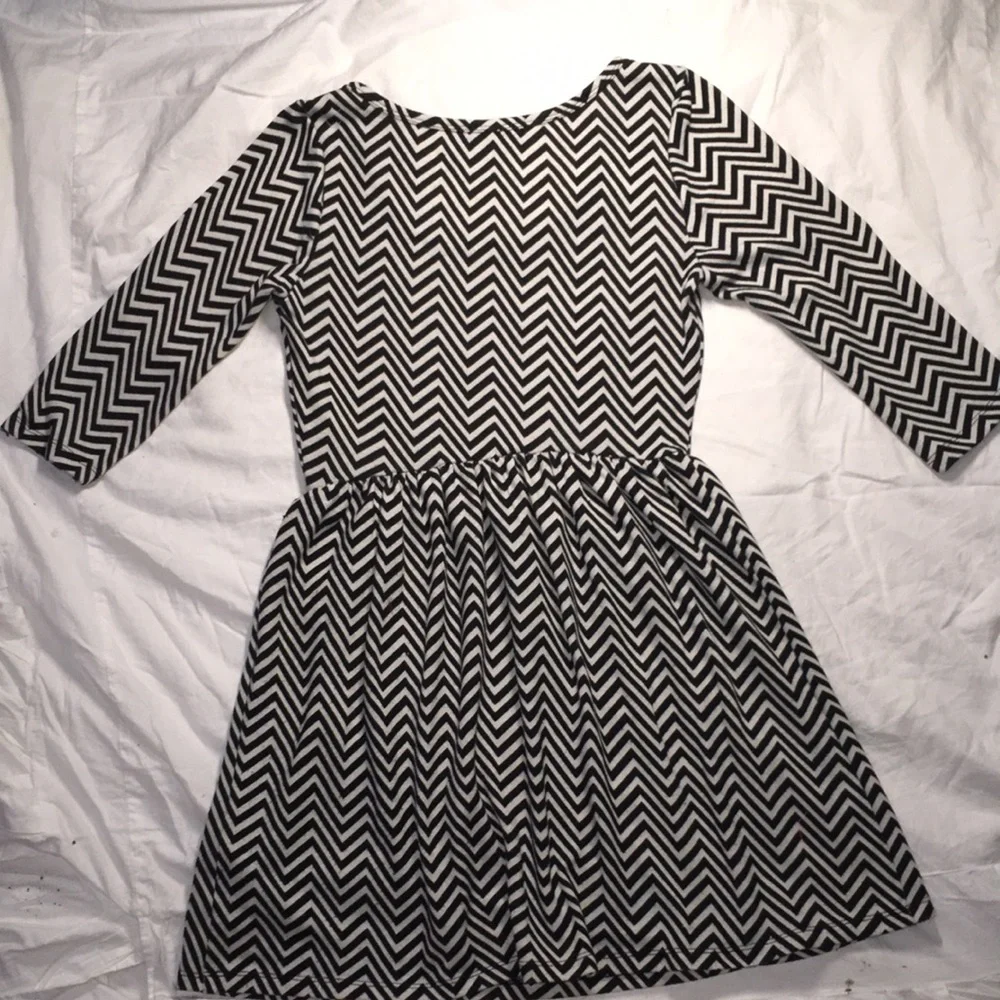 BeBop Women’s Dress. Size Small. Black and White. - Picture 5 of 5